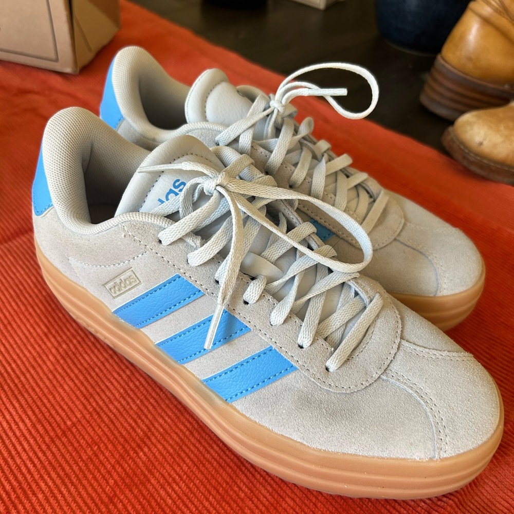 Adidas Originals Gazelle Bold w/ platform sole Light Gray and Sky Blue Sneakers